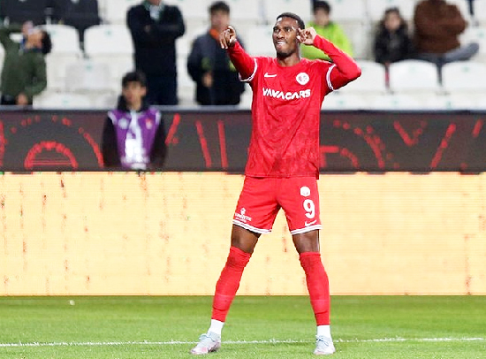 Foto - Tüm dünya konuşuyor... Jesus'un dudak uçuklatan transfer listesi sızdı! Büyük sürpriz...