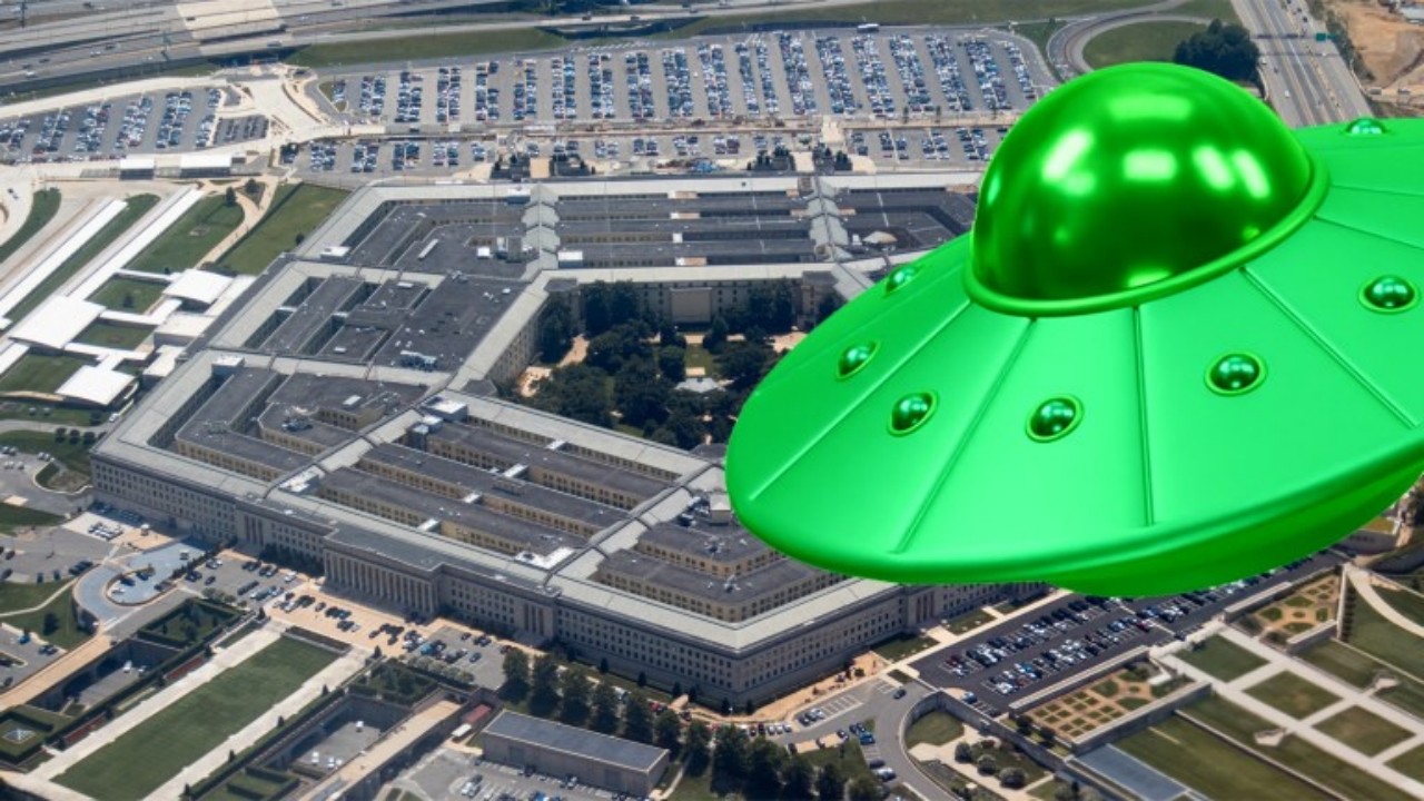 Tüm dünya merakla bekliyordu, ABD yayınlamaya başladı! İşte gizli UFO belgeleri