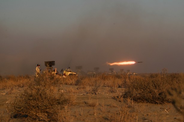 Foto - Tüm dünya oraya kilitlendi! İran resmen başlattı