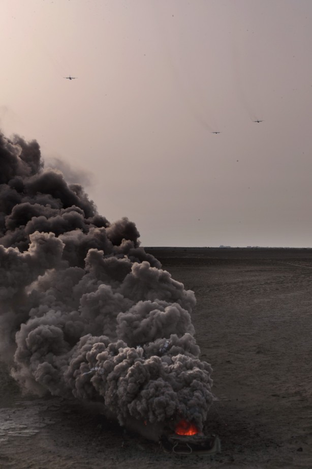 Foto - Tüm dünya oraya kilitlendi! İran resmen başlattı
