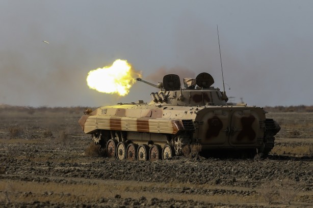 Foto - Tüm dünya oraya kilitlendi! İran resmen başlattı