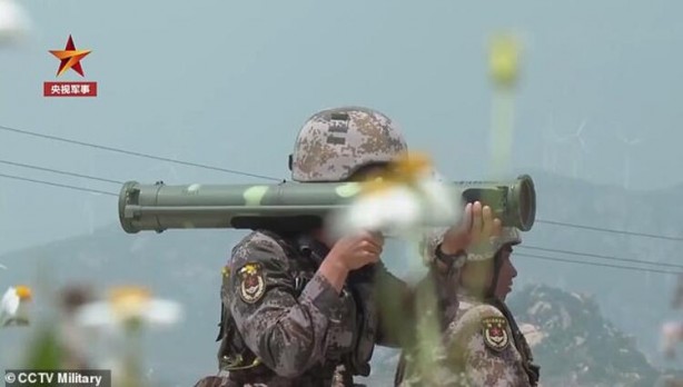 Foto - Tüm dünyanın yüreğini ağzına getiren görüntüler! Füzeleri ateşlediler