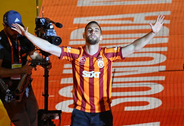 Foto - Tüm dünyaya ilan ettiler: Şampiyonluk gecesi rezalet patladı! Nelsson'un ailesine Kerem Demirbay'ın çocuğuna saldırmışlar!