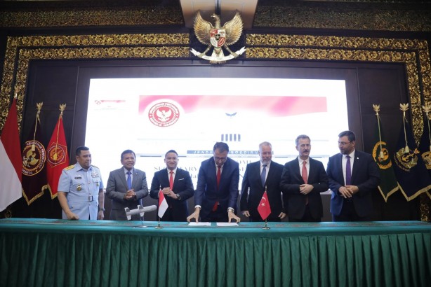 Foto - Tüm dünyaya ilan ettiler: Türkiye'den savaş gemisi alacağız