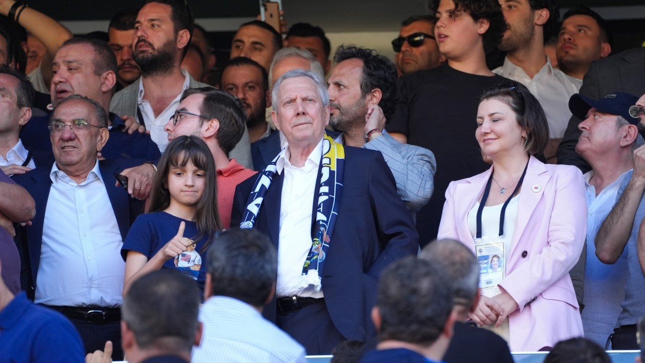 Foto - Tüm Fenerbahçeliler bu olayı masaya yatırdı: Yaz Yıldırım'ın yorumu tekrar gündemde: Archie Brown ne?