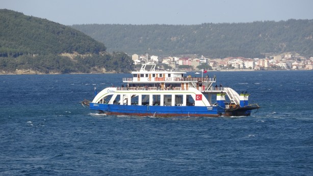Tüm feribot seferleri iptal edildi!