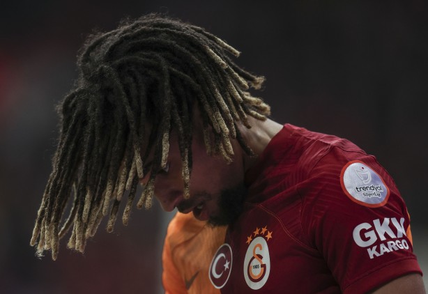 Foto - Tüm Galatasaraylılar ters köşe olacak: Bu transfer, gelişmesi ortalığı ayağa kaldırır: Büyük skandal! 