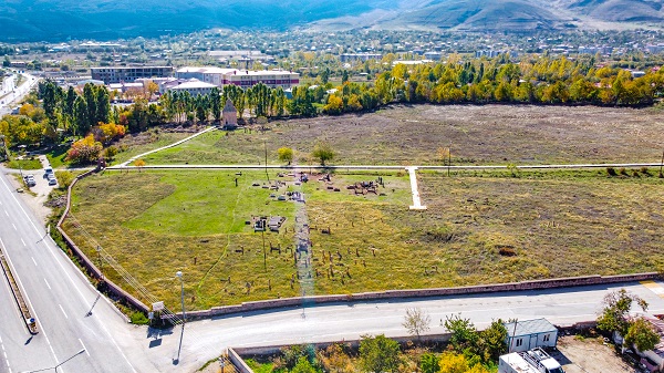 Foto - Tüm gözler bu mezarlığın üstünde