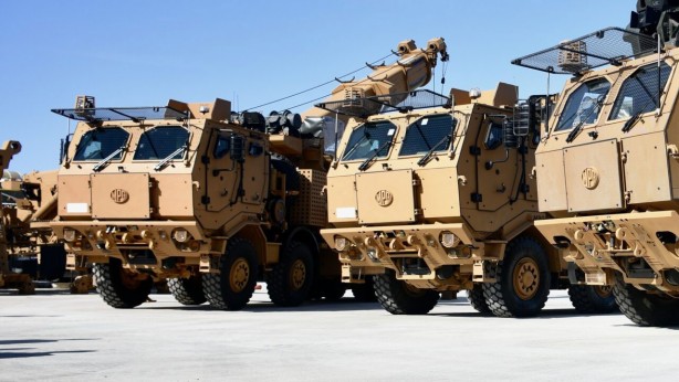 Foto - Tüm gözler Türkiye'de: Onlarca 8x8 kurtarıcı araç TSK’ya teslim edildi! İsmail Demir: Tarih yazıyoruz, kopya değil