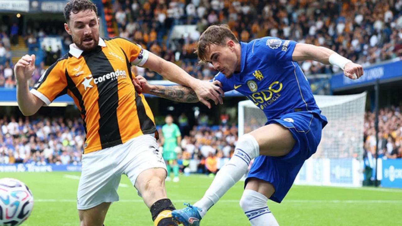 Tüm İngiltere bu takımı konuşuyor: Premier Lig'de namağlup: Hull City, Chelsea'den 1 puanı kaptı