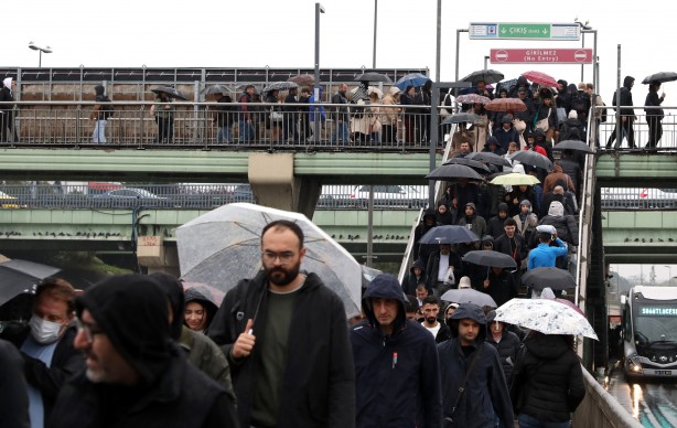 Foto - Tüm İstanbul'u şaşkına çeviren karar! Metrobüsler yetmiyor artık Ekrem İmamoğlu...