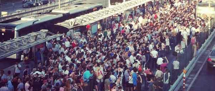 Foto - Tüm İstanbul'u şaşkına çeviren karar! Metrobüsler yetmiyor artık Ekrem İmamoğlu...