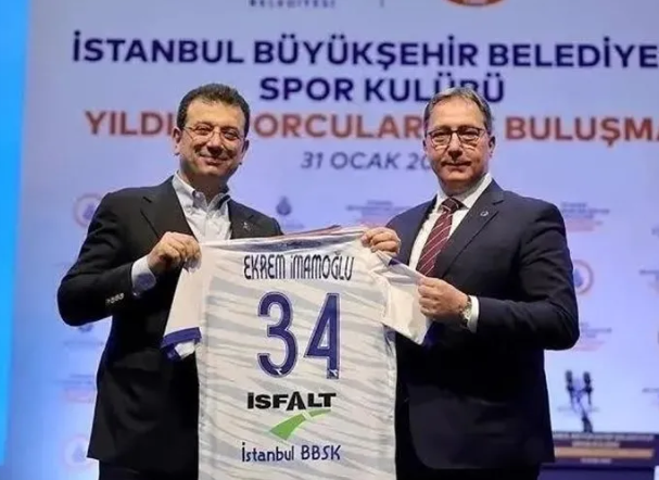 Foto - Tüm oklar onu gösteriyor! Para kule gündemi sarstı