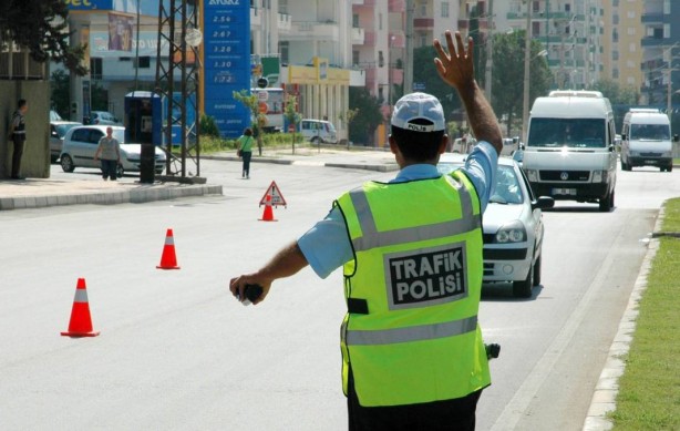 Foto - Tüm sürücüleri ilgilendiren flaş değişiklik! Ehliyetlere el konulacak
