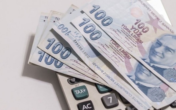 Tüm tahminleri tutan isim, emekli ve memur maaşlarını şimdiden açıkladı! "Kesin" dedi, o tarihi verdi! Tüm Türkiye’ye şimdiden hayırlı olsun