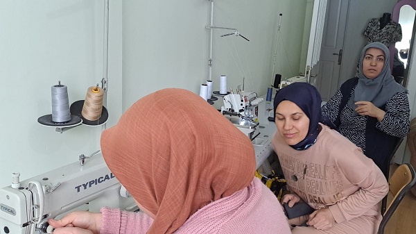 Foto - Tüm Türkiye tek yürek! Depremzedeler üşümesin diye seferber oldular