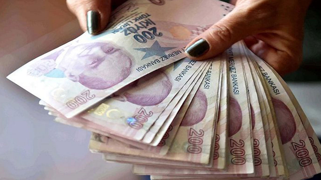 Foto - Tüm Türkiye'ye ilan etti: Emekliler o tarihten itibaren 16 bin 500 lira maaş alacak