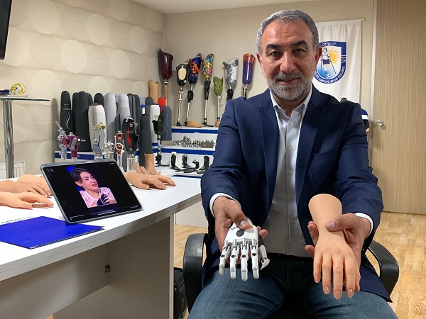 Foto - Tüm Türkiye'yi ağlatmıştı! 1 milyon lira kazanan Rabia’nın protezi o isimden