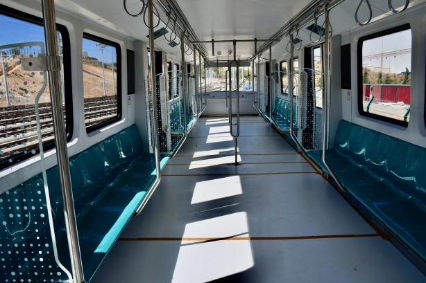 Tüm dünyayı titretecek metro geliyor: Hem yerli hem milli... Ortalık yangın yerine dönecek: Raylara indirildi...