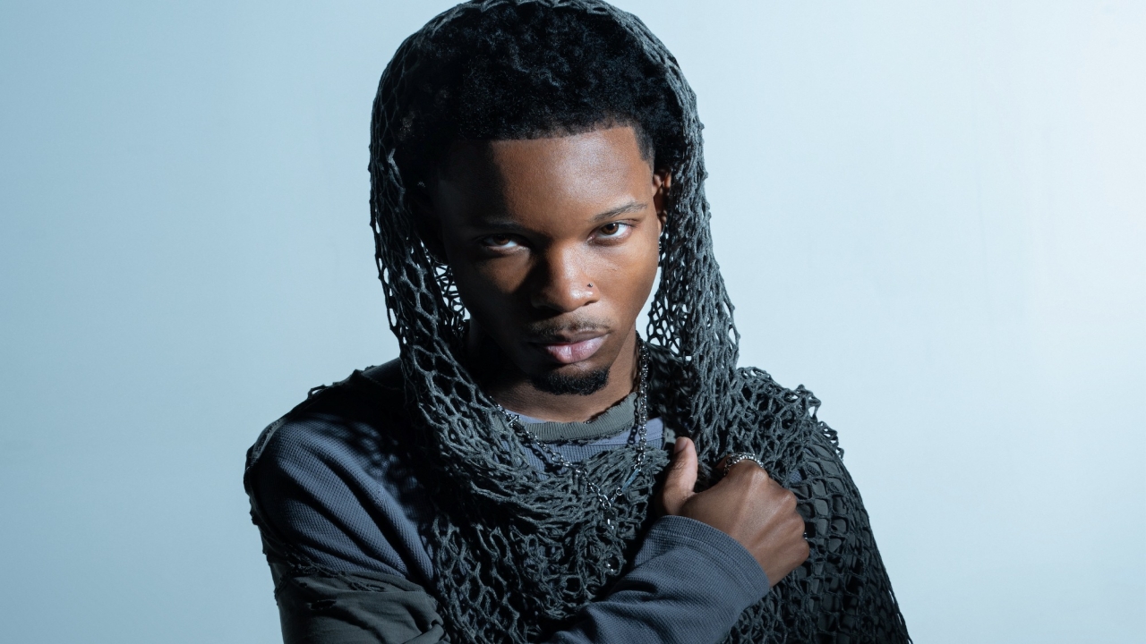 Foto - Tüm ülke bu olayı konuşuyor! Ünlü şarkıcının aracından çürümüş ceset çıktı