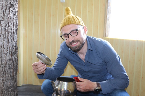 Foto - Tüm yazı orada geçirdi! Rizeli öğretmenden ilginç fikir 