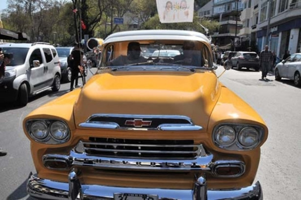 Foto - Tümer Metin'i bu arabayla görenler çok şaşırdı!