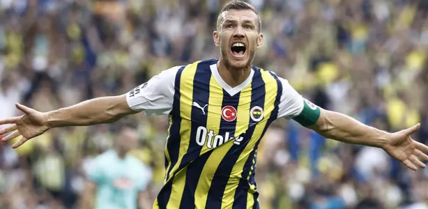 Foto - Tümer Metin'in Dzeko ile Icardi kıyaslaması Galatasaraylı taraftarları çıldırttı!