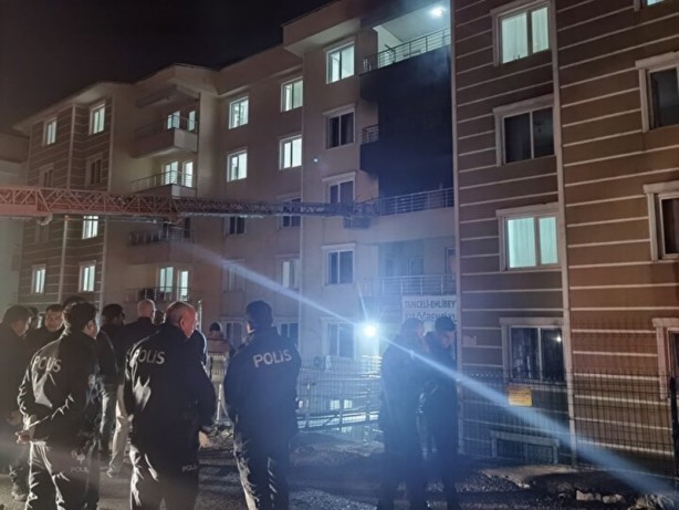 Foto - Tunceli'de kız öğrenci yurdunda korkutan yangın! 