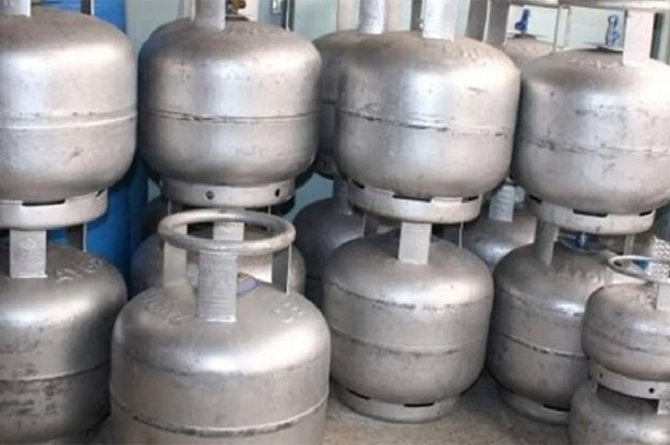 Foto - Tüp gaz fiyatları yeniden güncellendi! Güncel fiyatlar peş peşe açıklandı, ağızlar açık kaldı! 