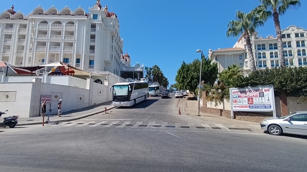 Foto - Tur otobüsünün sürücüsü feci şekilde can verdi