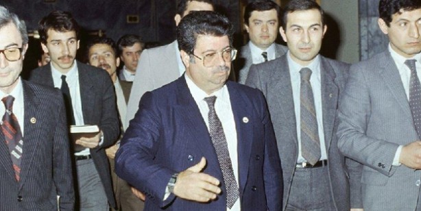 Foto - Turgut Özal 8. Cumhurbaşkanı! Vefatından 30 yıl geçti: Türkiye için neler yapmıştı, hedef koyduğu ilkeler neler? Hatırlatması