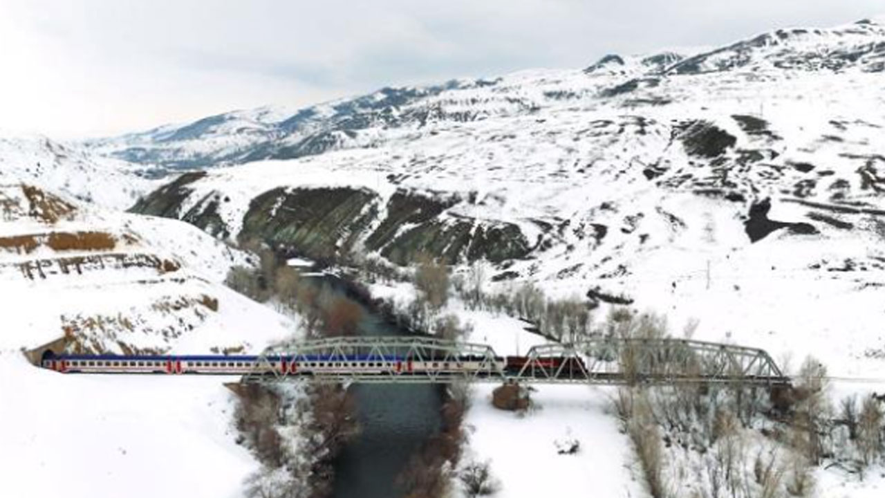 Foto - Turistik Doğu Ekspresi ile karlı ovalarda huzurlu yolculuk