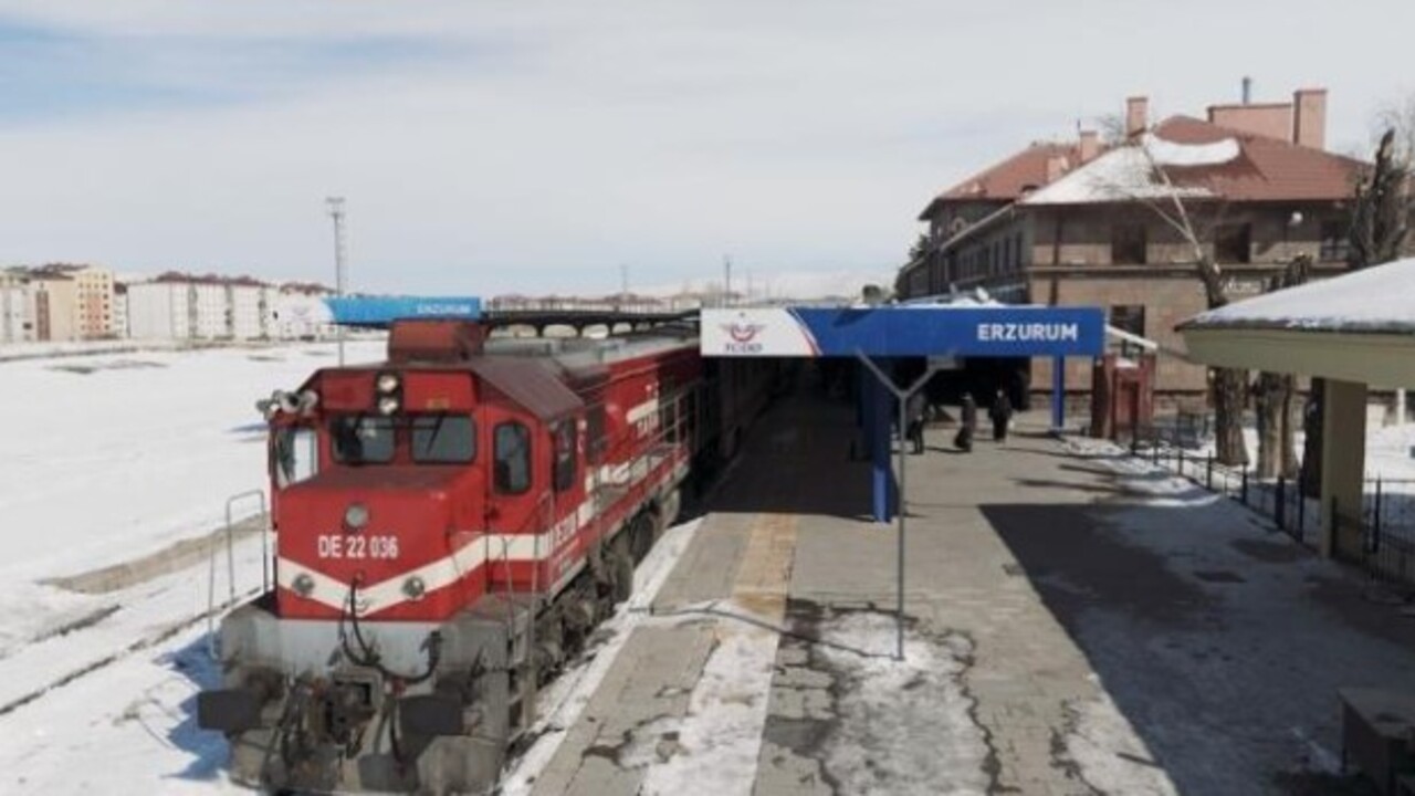 Foto - Turistik Doğu Ekspresi ile karlı ovalarda huzurlu yolculuk