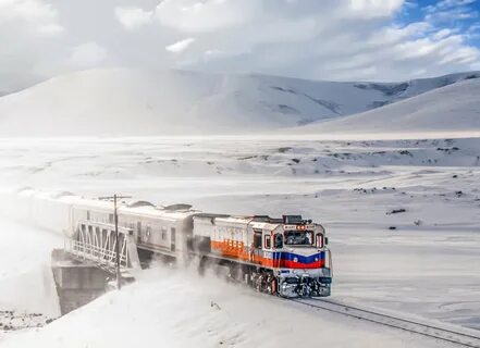 Turistik Doğu Ekspresi yeni sezon seferlerine başladı