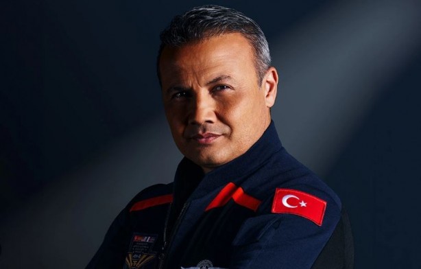 Foto - 'Turistik gezi' eleştirilerine Alper Gezeravcı'dan cevap