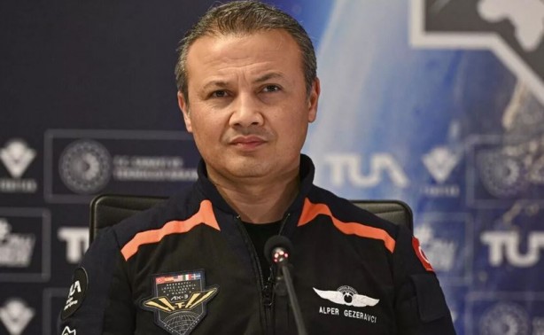 Foto - 'Turistik gezi' eleştirilerine Alper Gezeravcı'dan cevap