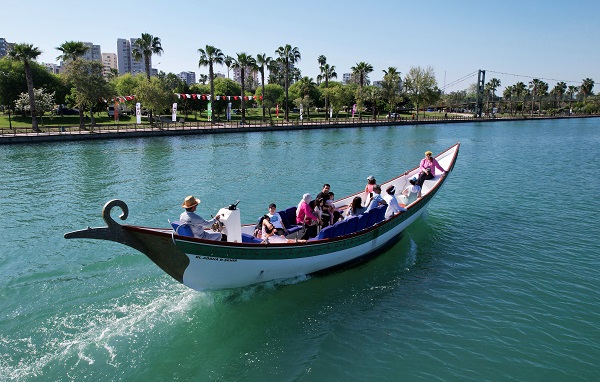 Foto - Turistler güzelliğiyle mest oldu! Burası Venedik değil Adana
