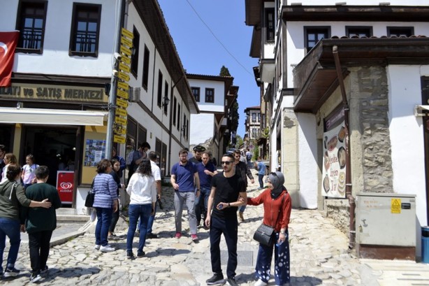 Foto - Turistler Safranbolu'ya akın etti