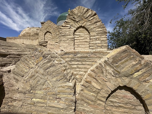 Foto - Turistlerin ilgisini çekiyor! Bu ülkede ölenler yüzyıllardır toprağın altına değil üstüne defnediliyor