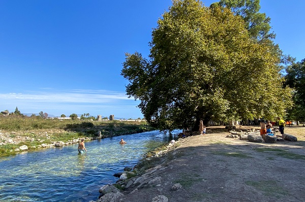 Foto - Turistlerin uğrak noktası! Suyun altında kalan tarih
