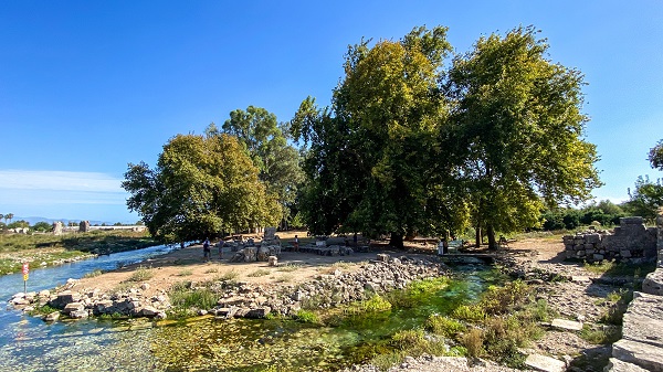 Foto - Turistlerin uğrak noktası! Suyun altında kalan tarih