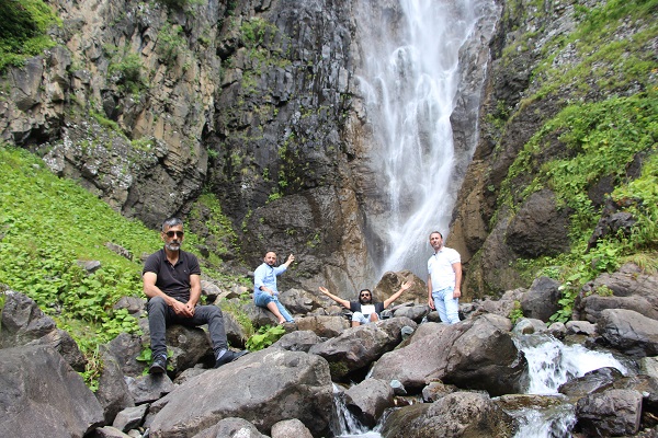Foto - Turistlerin yeni gözdesi! 120 metreden akıyor