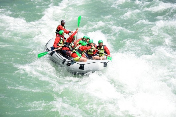 Turizmin başkentinde rafting heyecanı