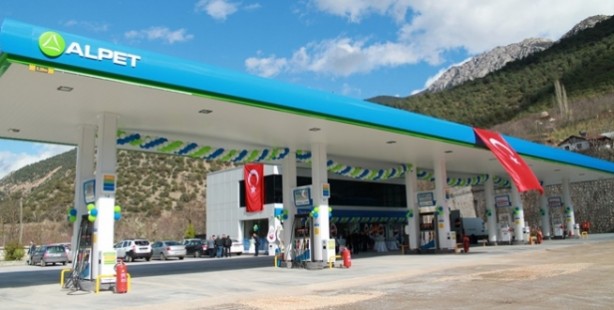 Foto - Türk akaryakıt devi satıldı! Yeni sahipleri az önce tüm Türkiye'ye ilan etti