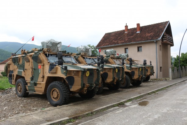Foto - Türk askeri bölgeye girdi! Kritik bölgenin güvenliği Türkiye'de!