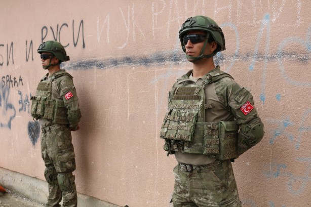 Foto - Türk askeri bölgeye girdi! Kritik bölgenin güvenliği Türkiye'de!