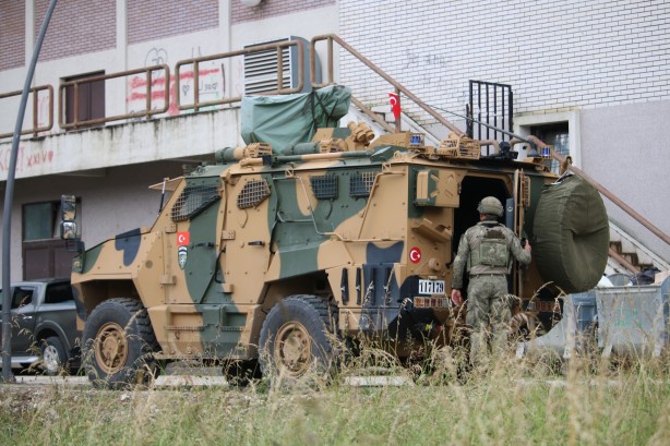 Foto - Türk askeri bölgeye girdi! Kritik bölgenin güvenliği Türkiye'de!