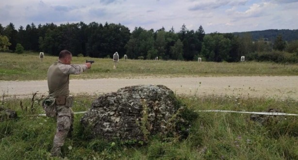 Foto - Türk askeri önüne geleni indirdi! Yunan basını çıldırdı: Türkiye'ye kıyak geçtiler
