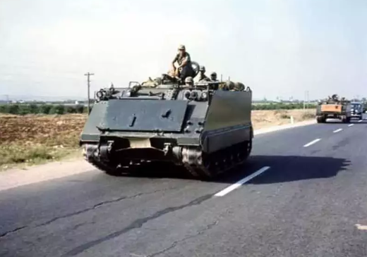 Türk askerini böyle karşılamışlardı! İşte tüm dünyanın konuştuğu o kare