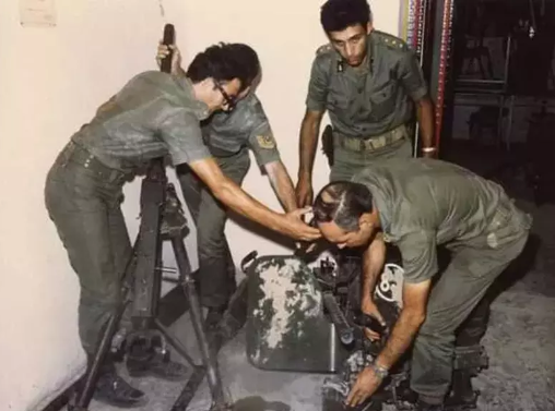 Foto - Türk askerini böyle karşılamışlardı! İşte tüm dünyanın konuştuğu o kare